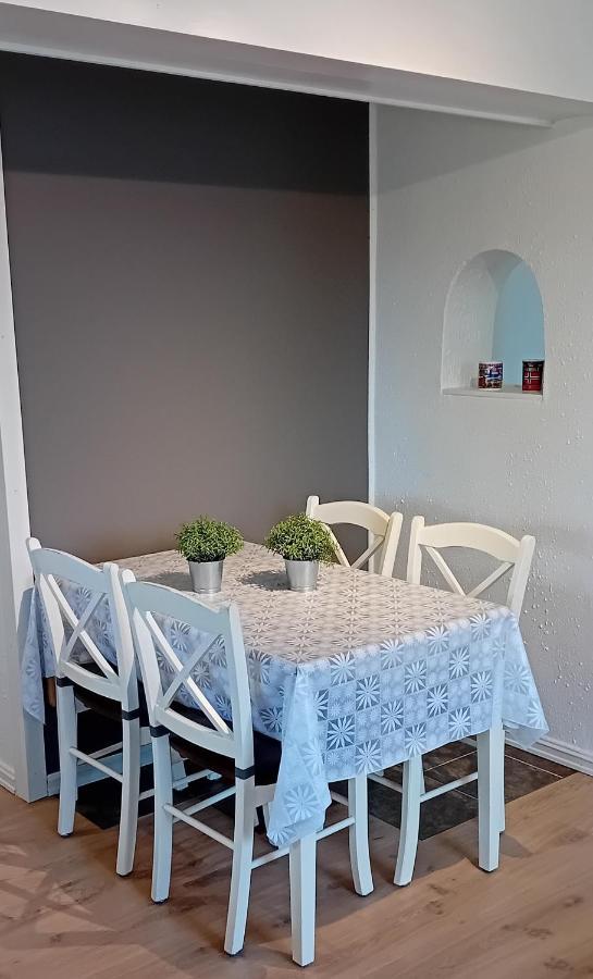 Apartment By The Fjord Storekra エクステリア 写真