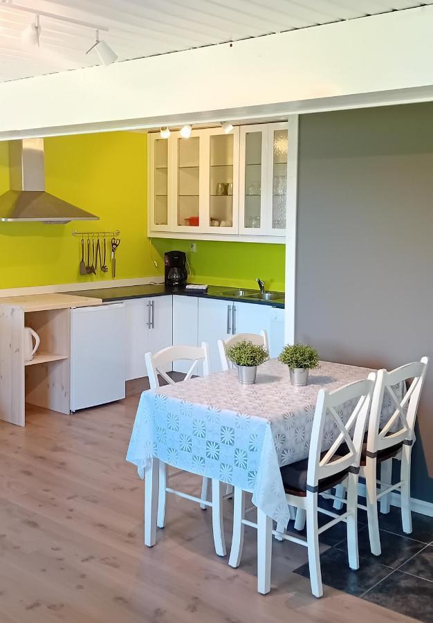 Apartment By The Fjord Storekra エクステリア 写真